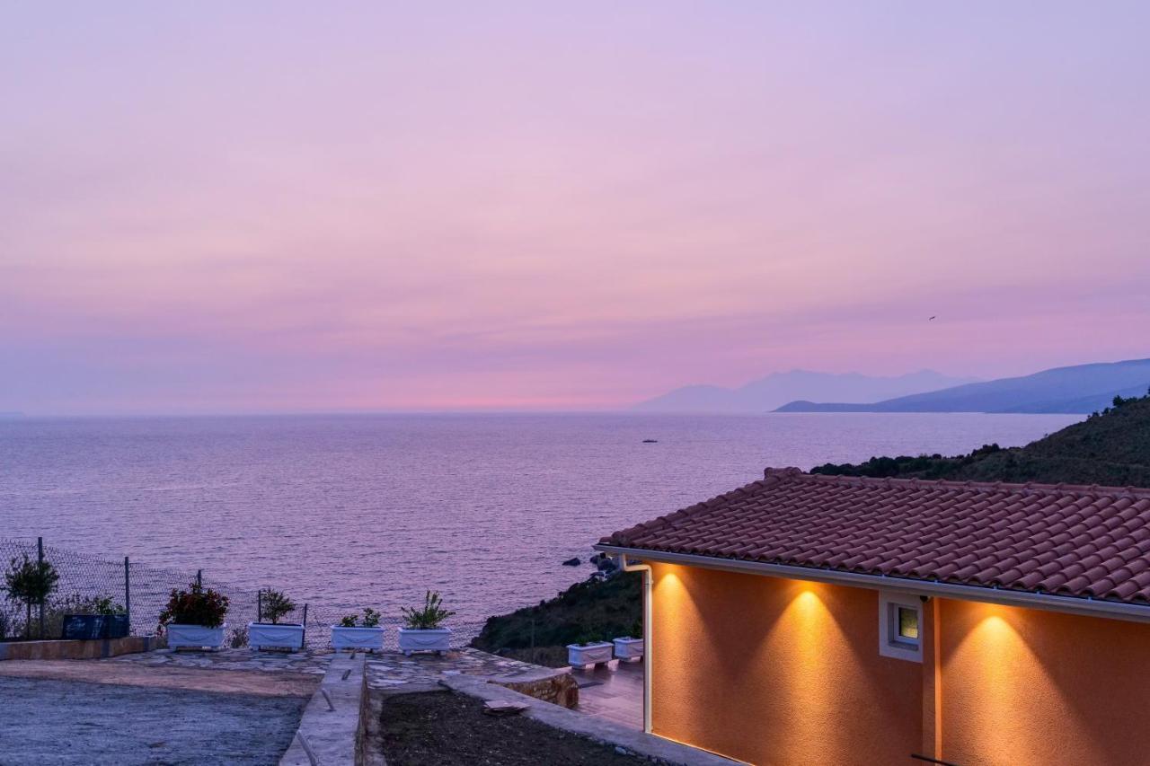Twins Villa Sarandë Exterior foto