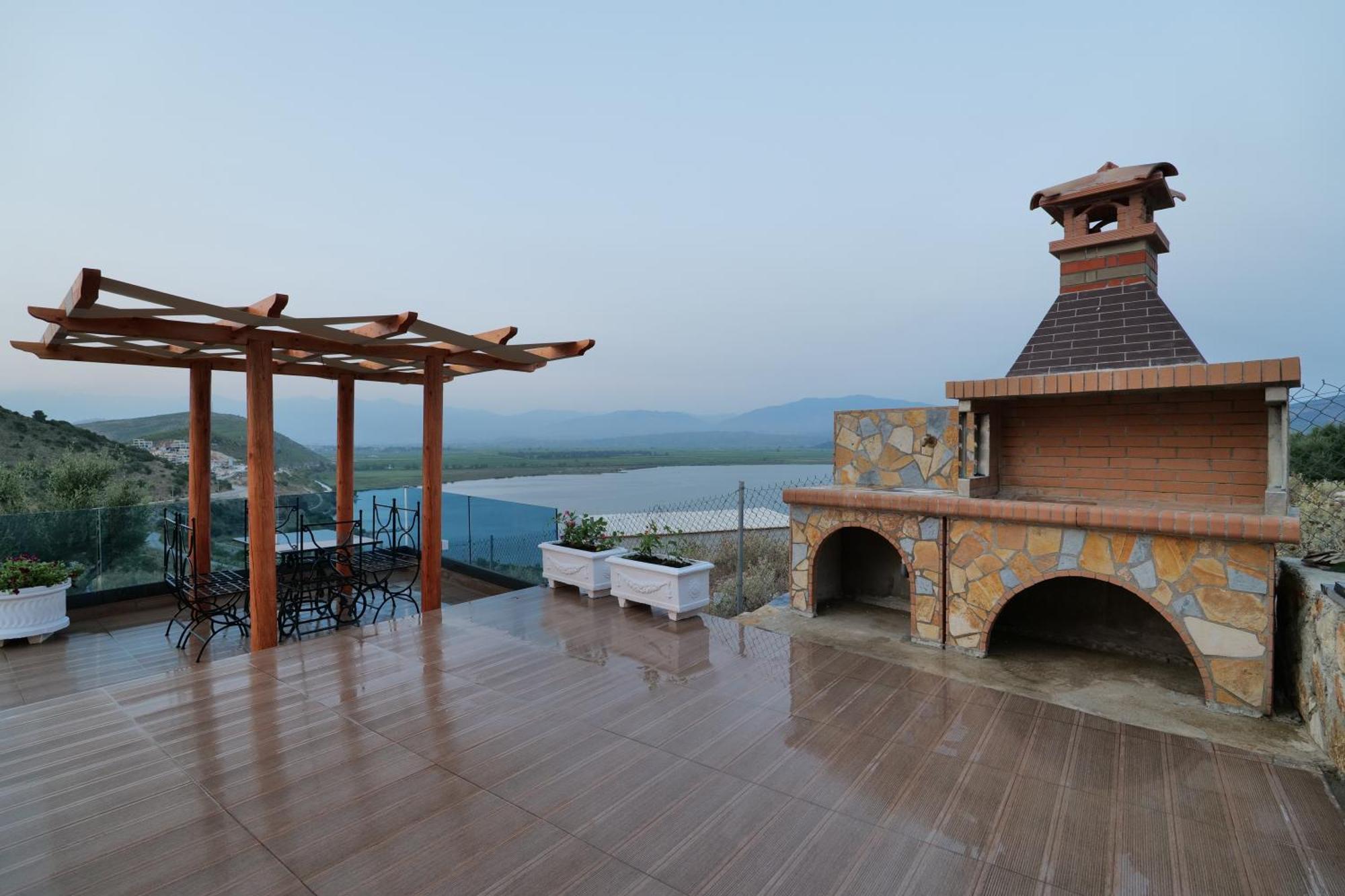 Twins Villa Sarandë Exterior foto