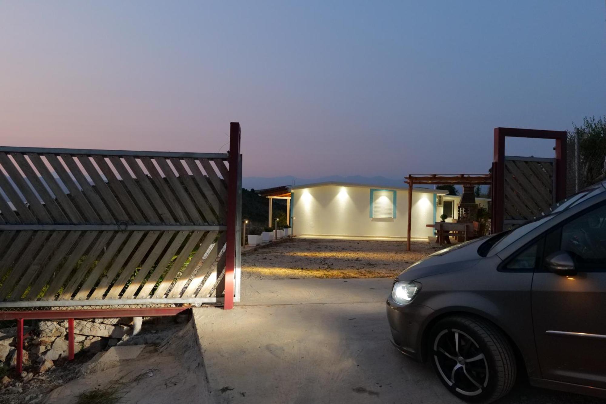 Twins Villa Sarandë Exterior foto